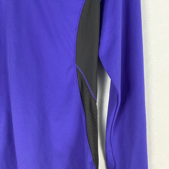 Fabletics Breathable Long Sleeve Top - Picture 5 of 7